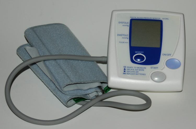 kako sniziti visoki tlak bez lijekova hipertenzije i znak