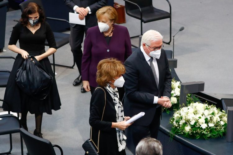 Angela Merkel, Frank-Walter Steinmeier, Charlotte Knobloch