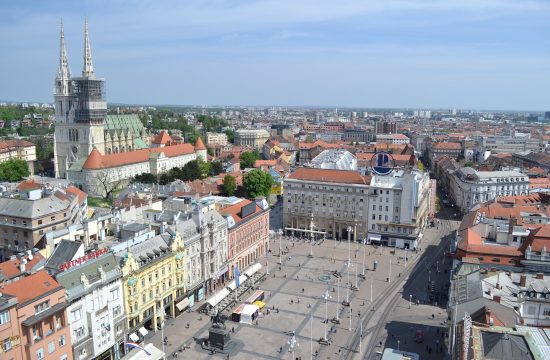 Zagreb, Plica, trg, trg josipa bana jelačića, zagrebačka katedrala