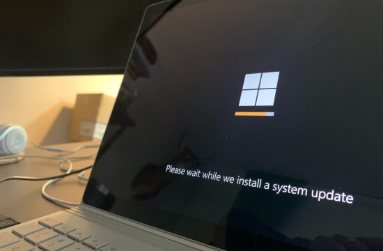 računalo, laptop, lompjuter, ažuriranje sustava, operativni sustav, instalacija, Microsoft, Windows