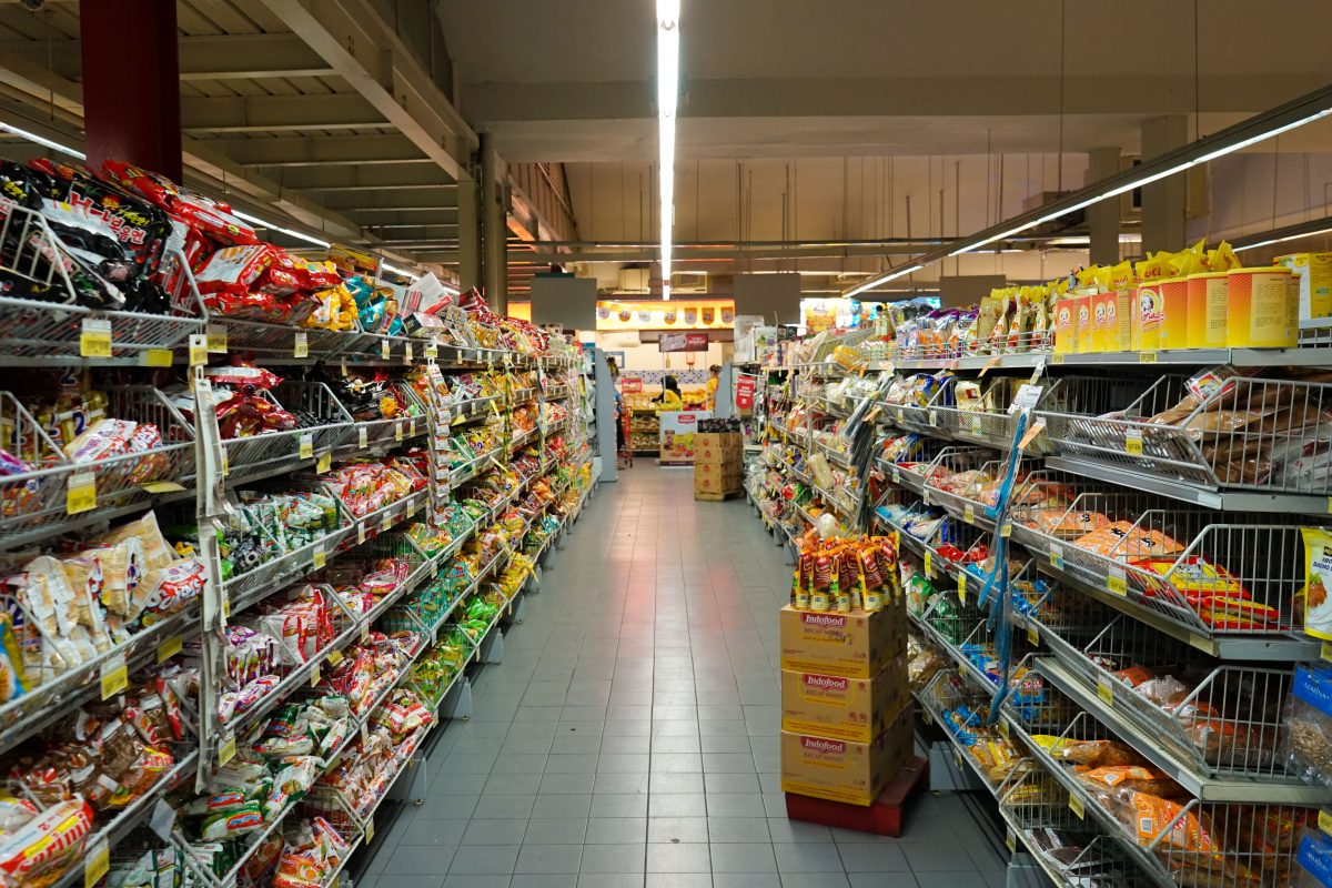 Inflacija u Srbiji 12.8 posto, rastu cijene hrane i energenata