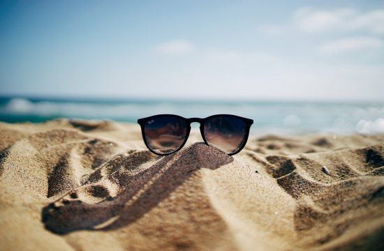 godišnji odmor, plaža, sunčane naočale, ljeto, ljetovanje, more